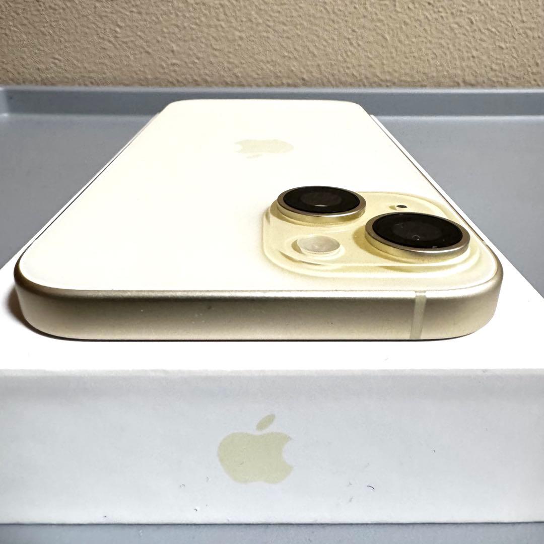 iPhone 15 256GB SIMフリー バッテリー残量100%