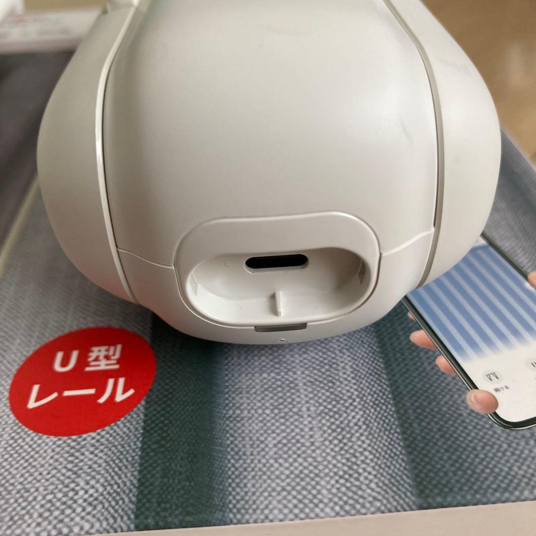 美品 SwitchBot カーテン３ Ｕ型レール用 ＋ 専用ソーラーパネル各２台