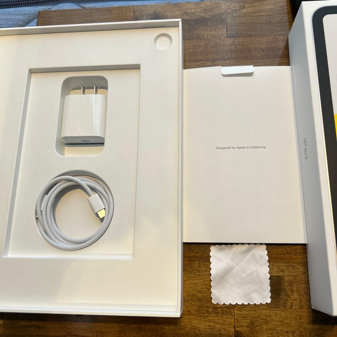 iPad 11インチWi-Fi 128GB 2025年春モデル超美品充電回数4回