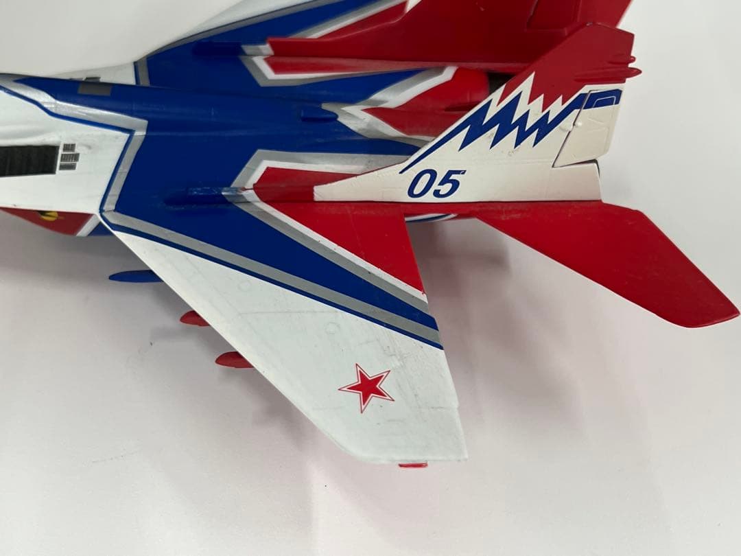 最終お値下げ後　ホビーマスター 1/ 72 MiG-29 ファルクラム”