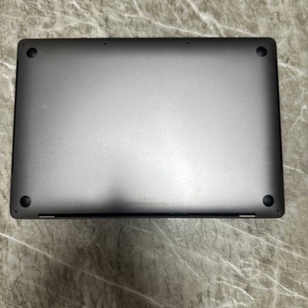 MacBookPro 16インチ i7/512GB/16GB MVVJ2J/A