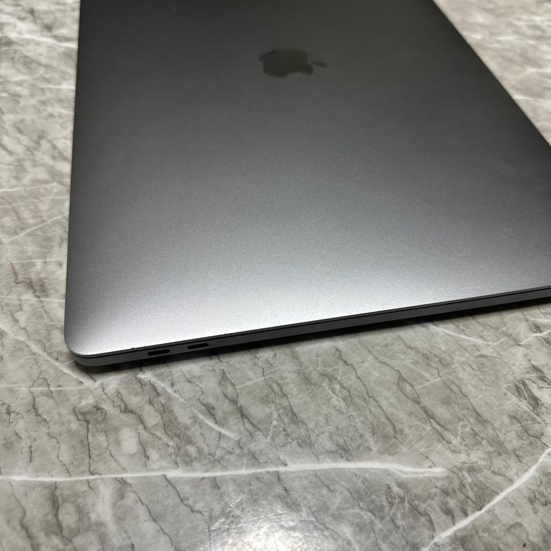 MacBookPro 16インチ i7/512GB/16GB MVVJ2J/A