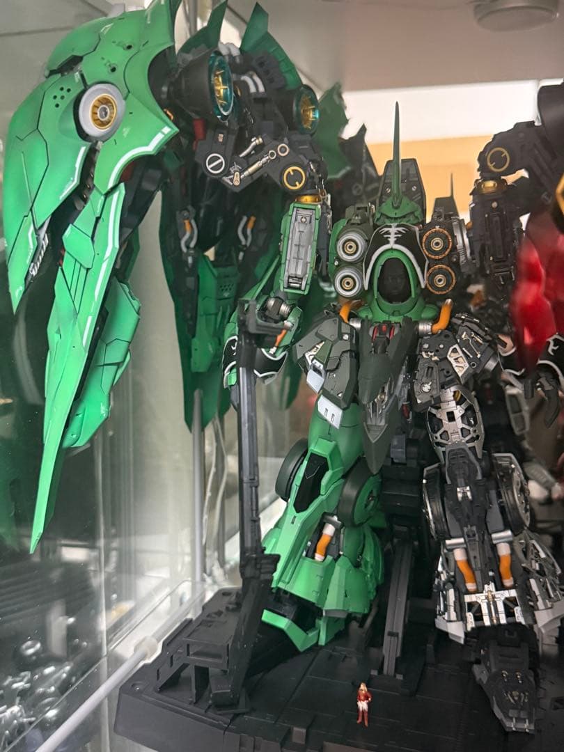 Roen　海外製　1/100クシャトリヤ&シナンジュ　塗装済み完成品セット