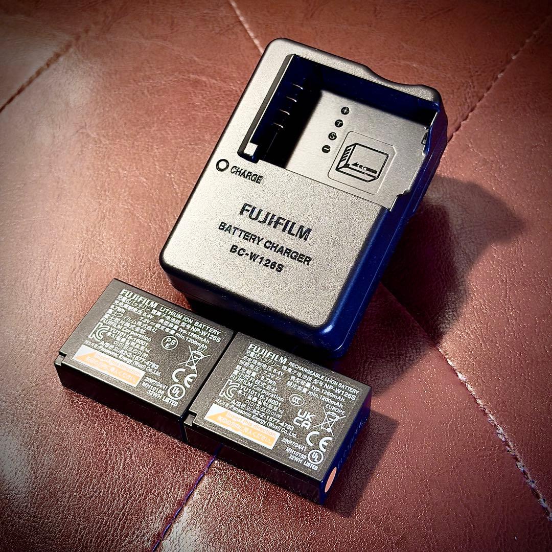 【ショット数:219】Fujifilm X-T20 ボディ 箱/付属品多数