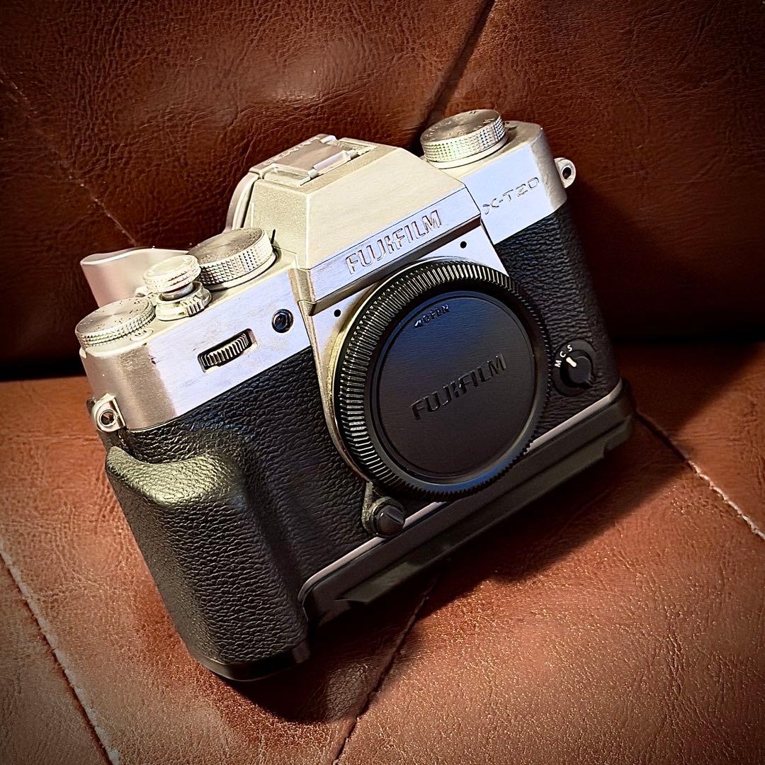 【ショット数:219】Fujifilm X-T20 ボディ 箱/付属品多数