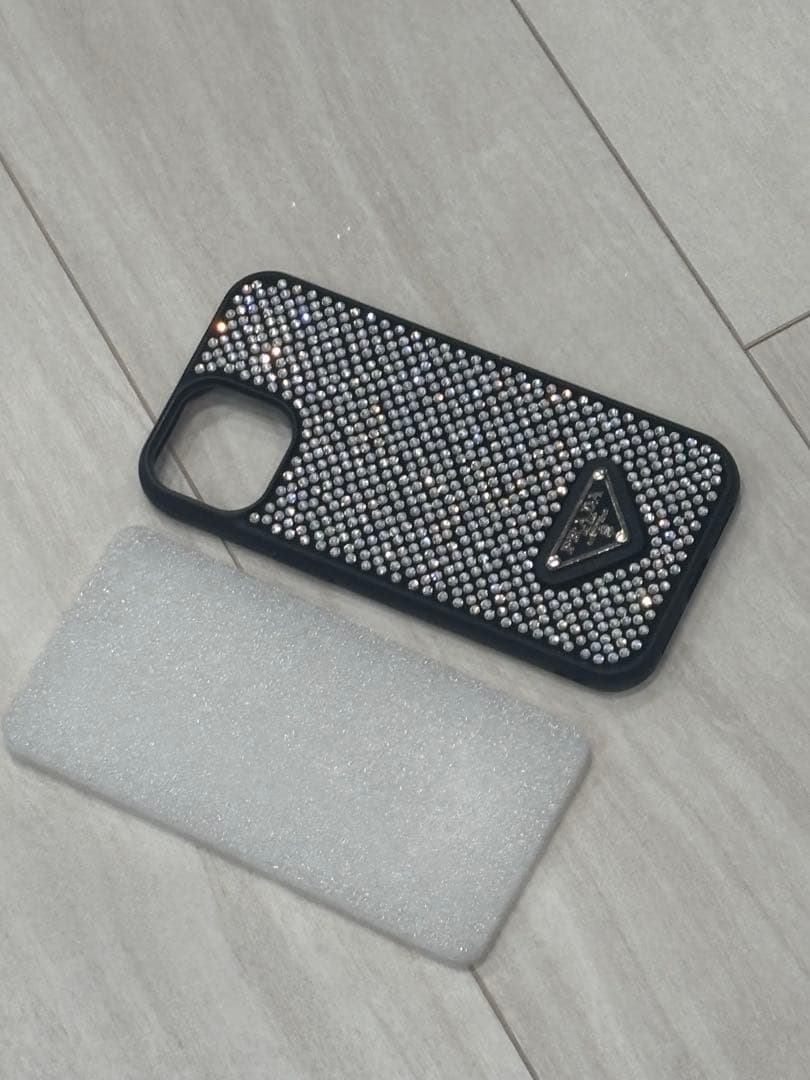 さ*の様 iPhone15ケース❣️最終お値引きセール中❣️ラスト１セットです。