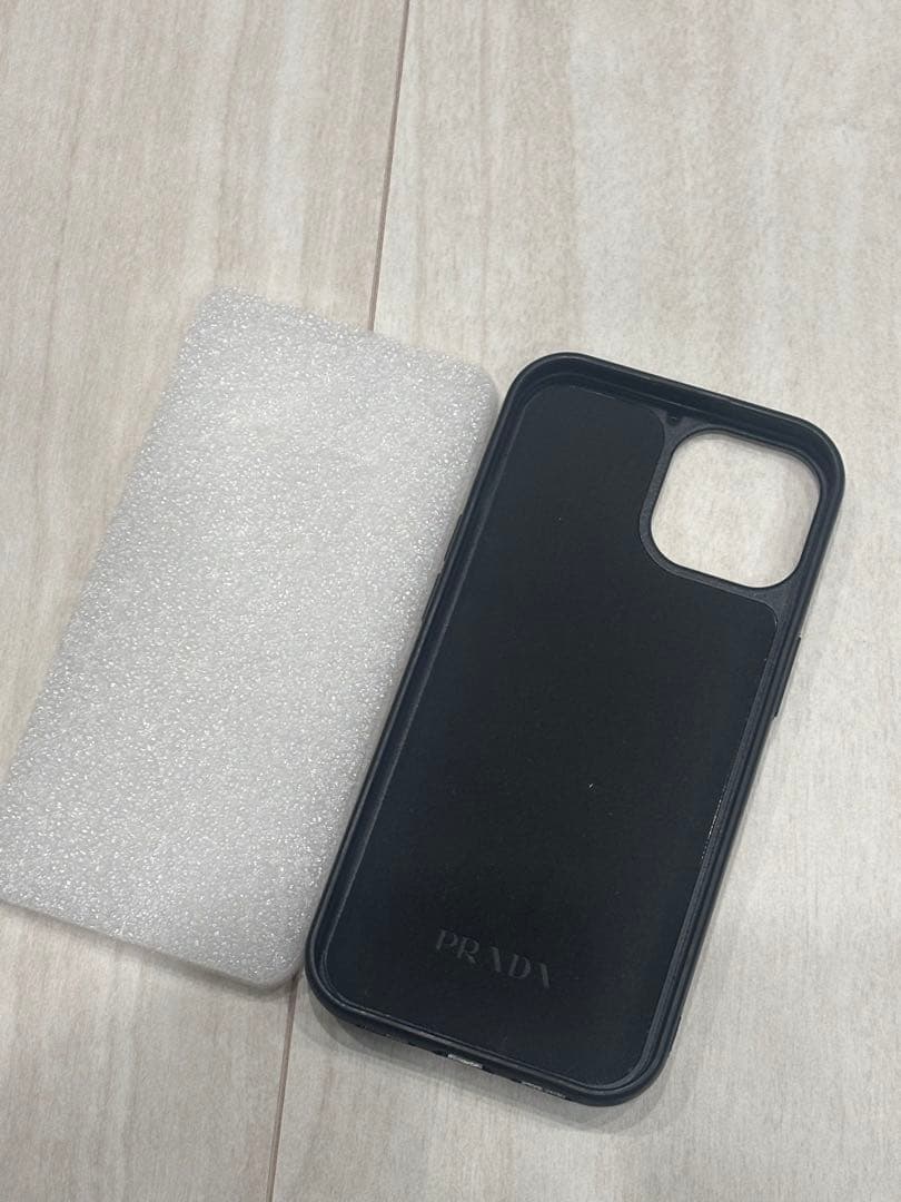 さ*の様 iPhone15ケース❣️最終お値引きセール中❣️ラスト１セットです。