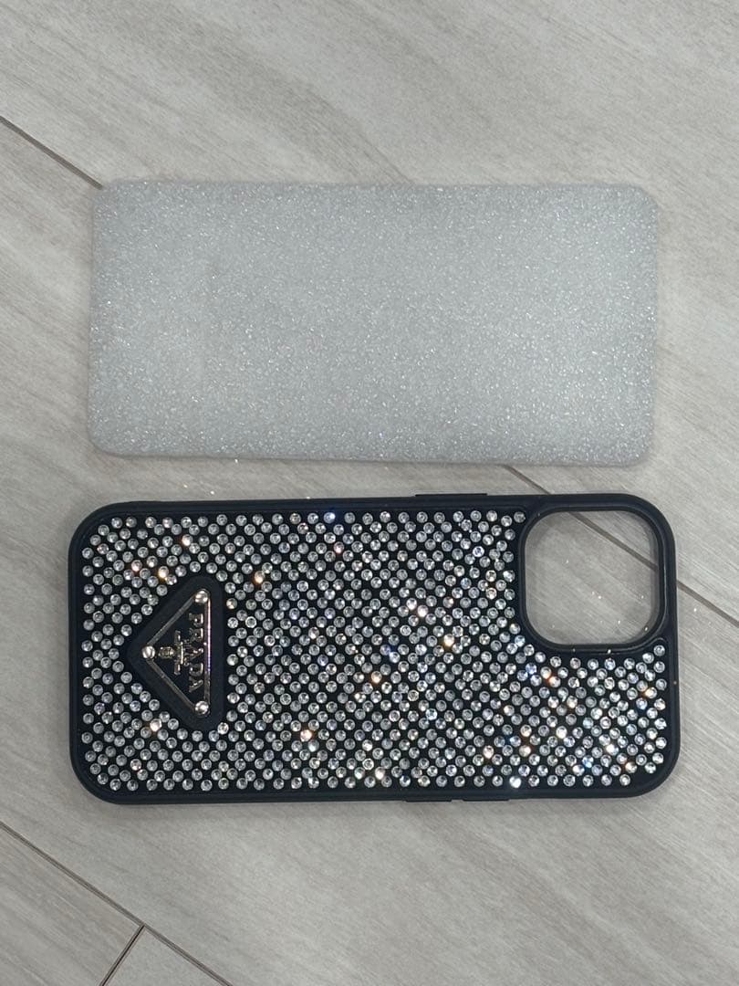 さ*の様 iPhone15ケース❣️最終お値引きセール中❣️ラスト１セットです。
