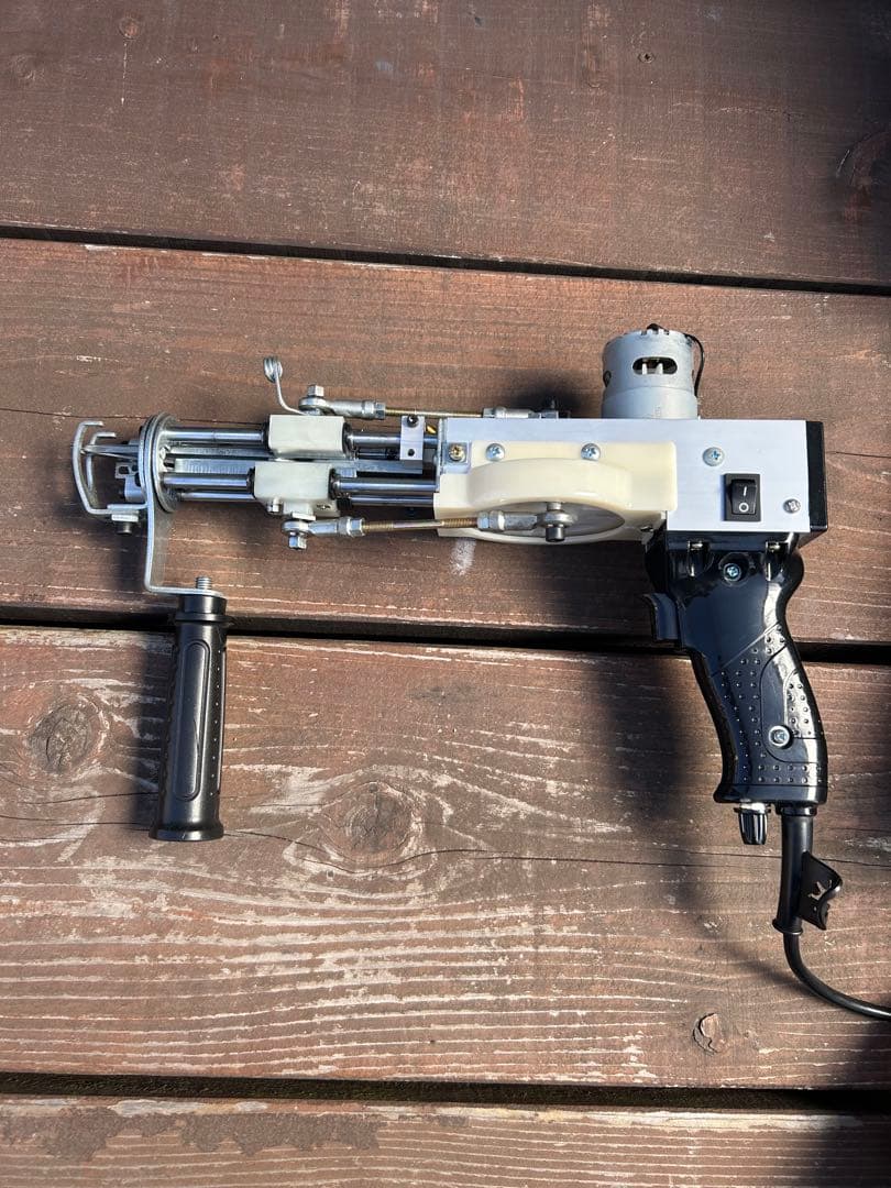 パート① 絶対お得 タフティングガン ラグマタグ AK-DUO 木枠 フルセット