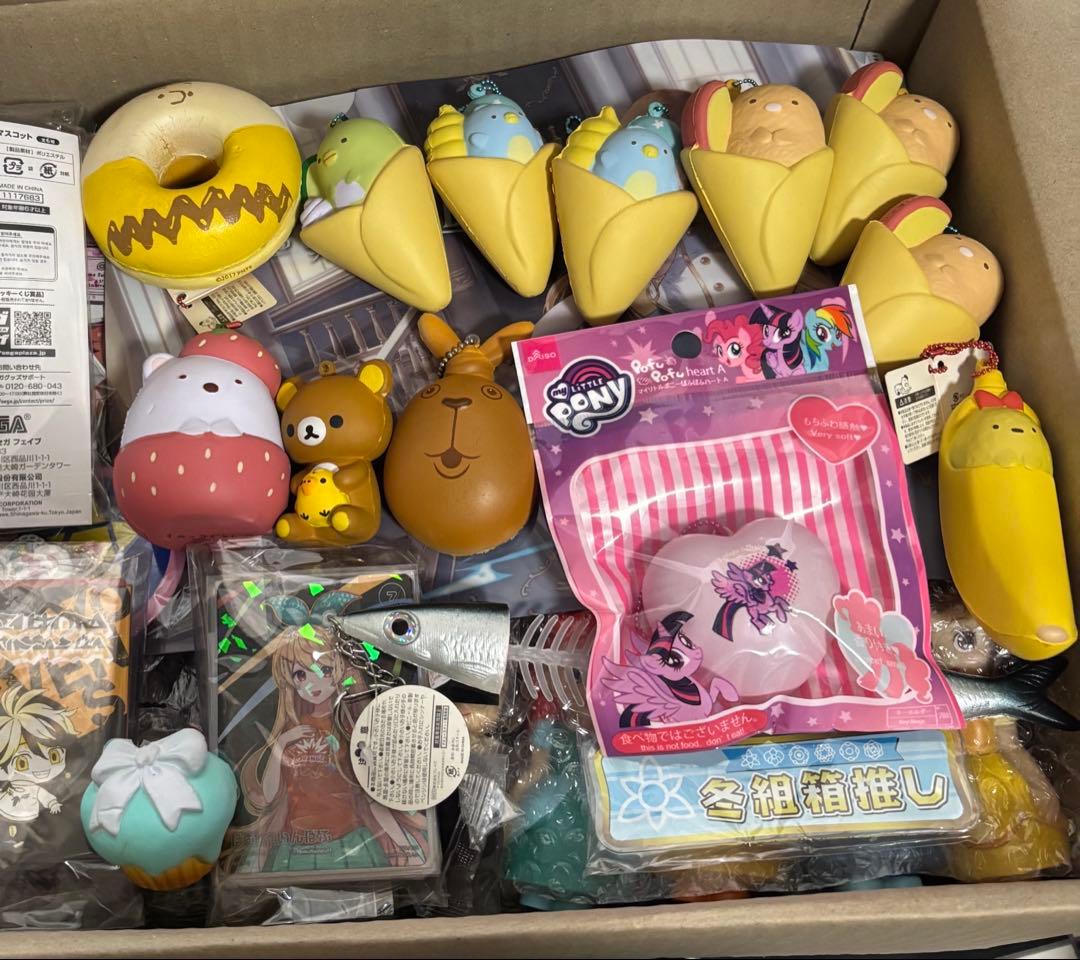 アニメ系グッズ大量 まとめて