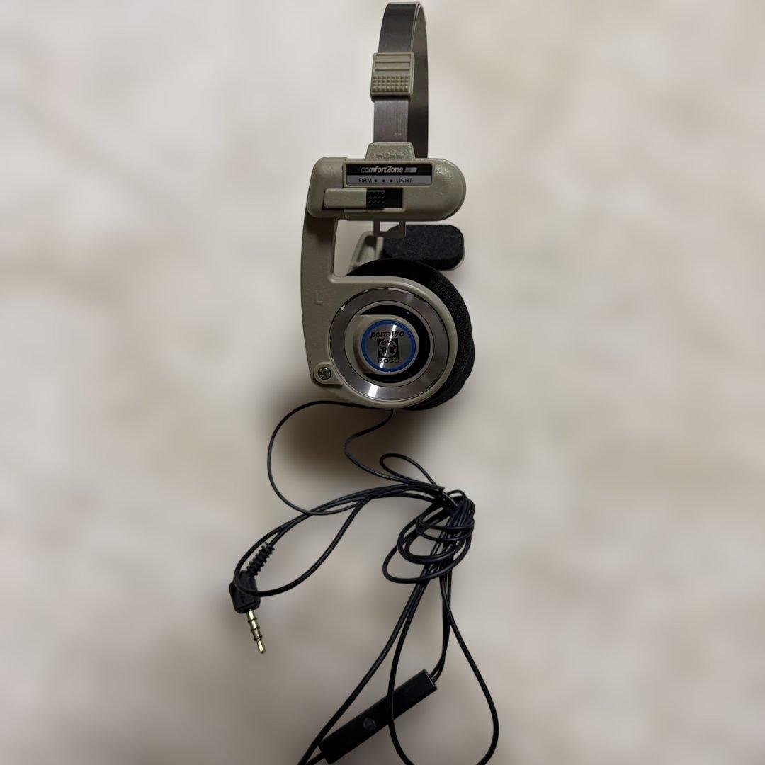 KOSS 有線ヘッドホン