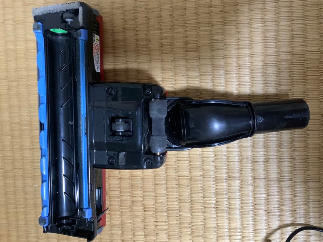 HITACHI らくかる　PV-BHL2000J スタンド付き　2022年製