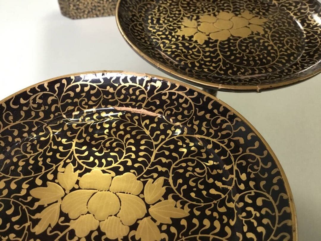 古い雛道具◆極上唐草 / 御膳部揃◆蒔絵 木製 雛人形 ままごと 骨董