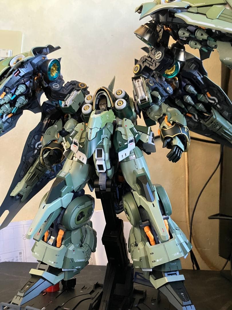 週末限定Axis Model 1/100 オシリス・ドミネーター プラモ完成品