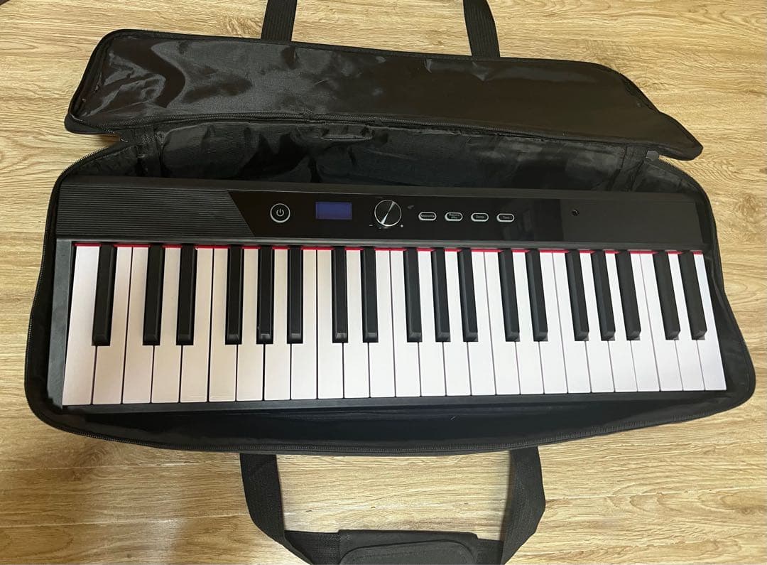 COOLMUSIC 電子ピアノ 88鍵 ・ペダル・ケース・電源ケーブル付き