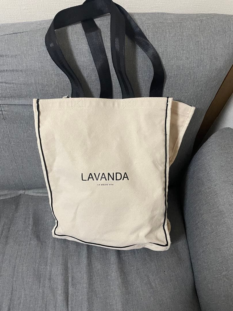LAVANDAキャップ半袖長袖トレーナープルオーバートートバッグ他特典付き