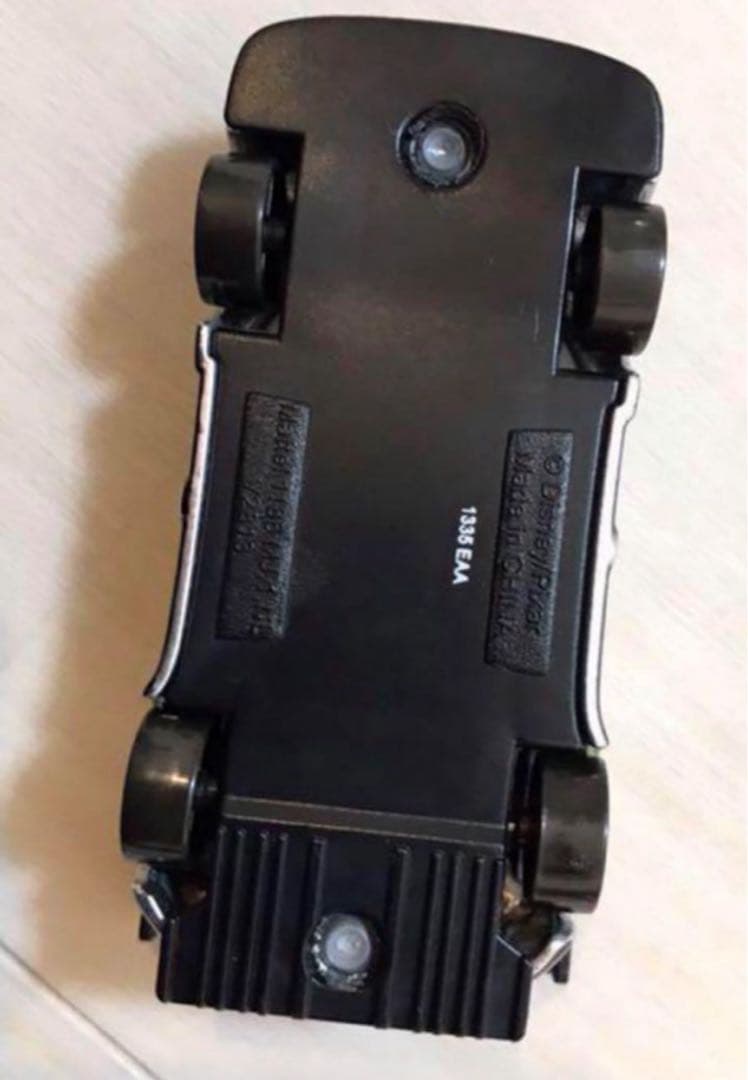 カーズ　ミニカー　ナイジェルギアスリー　マテル製