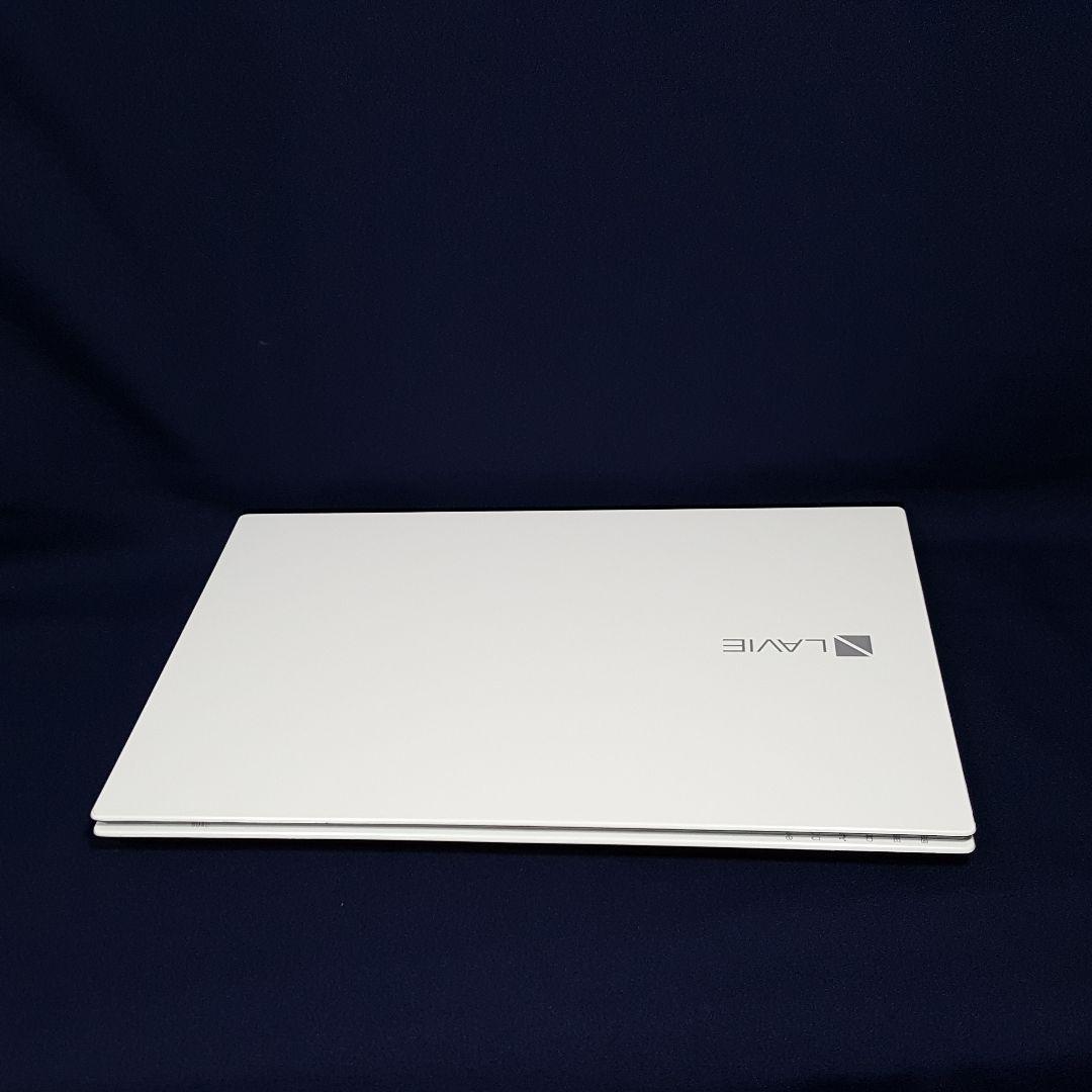 第6世代Core-i7-6500U/新品SSD512GB/メモリ8G/新品マウス