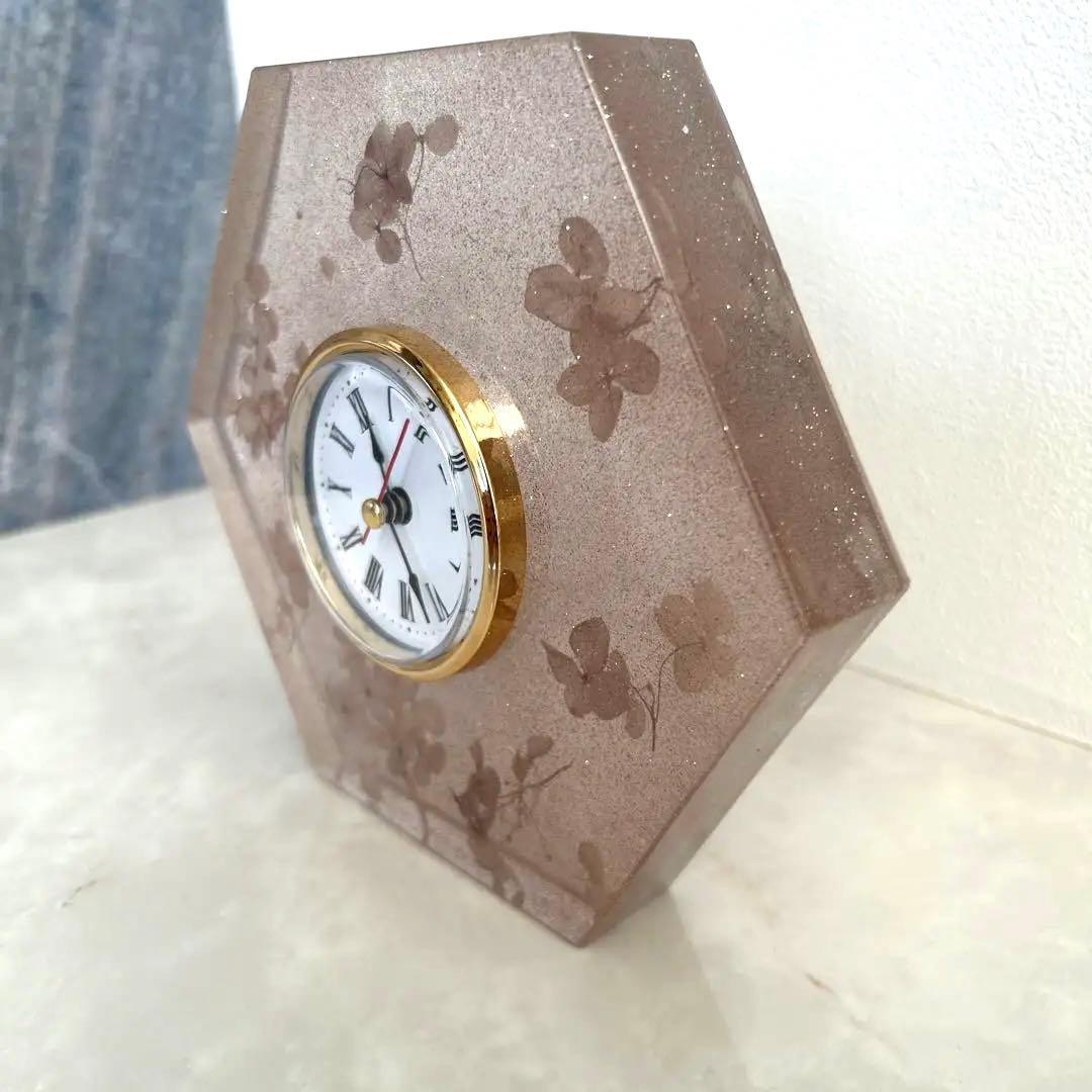 ハンドメイドレジン置き時計　アート作品　ラメ入り　おしゃれ　プレゼント