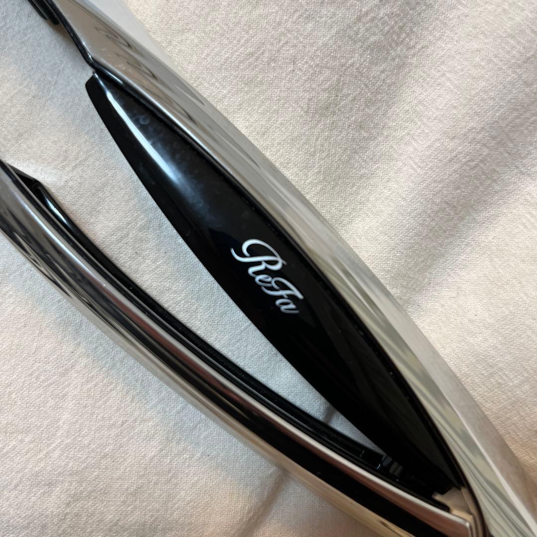 リファ　Refa ストレートアイロン