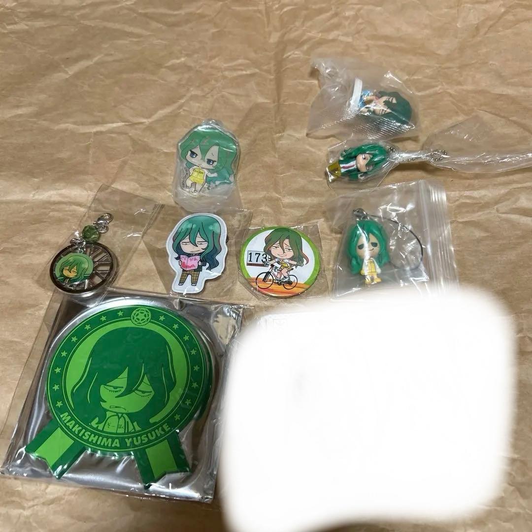 怪獣8号　鳴海　コレクション缶バッジ　他　セット