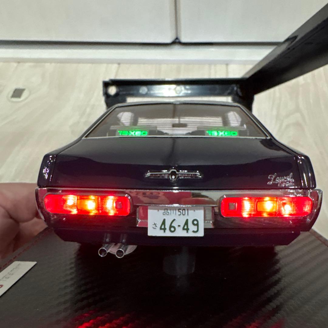 ignition model ￼ 1/18 日産　ローレル　C130