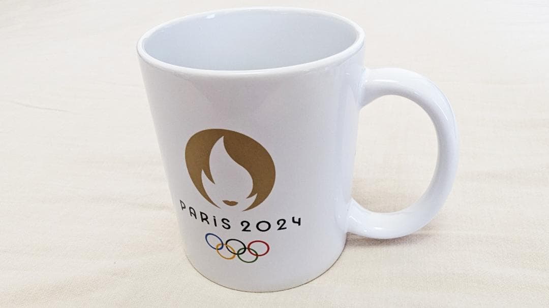 パリ2024 五輪・オリンピック 公式マグカップ (外箱付)