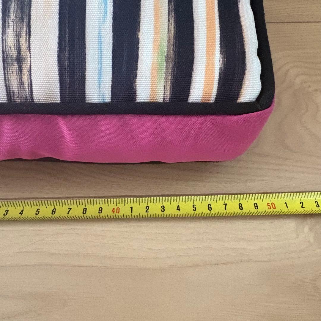 マッケンジーチャイルズ　大型スクエアクッション