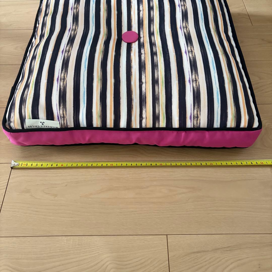 マッケンジーチャイルズ　大型スクエアクッション