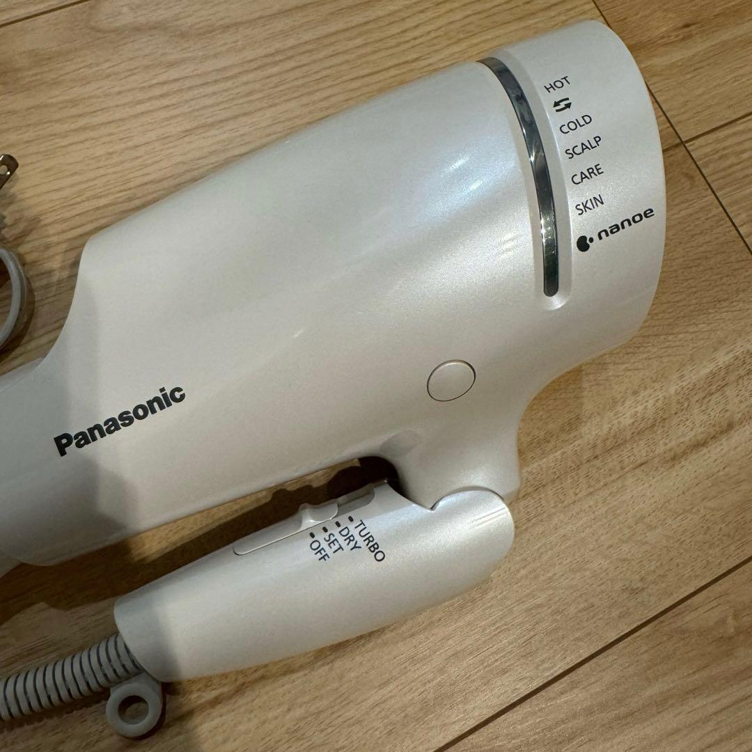 【最終お値下げ】Panasonic ナノケア　EH-CNA9A ドライヤー