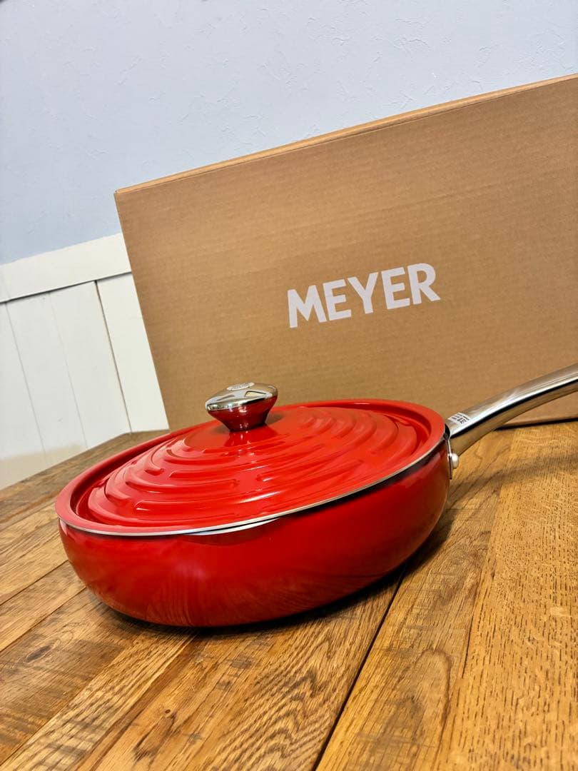 新品 マイヤー サークルパン 蓋付 26cm レッド