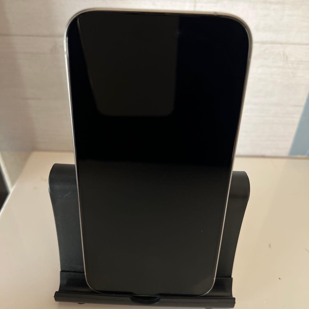 Apple iPhone15pro 256GB ホワイトチタニウム