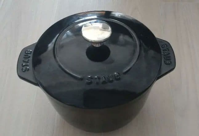 staub ストウブ ラ ココット de GOHAN 黒 M 16cm 2合