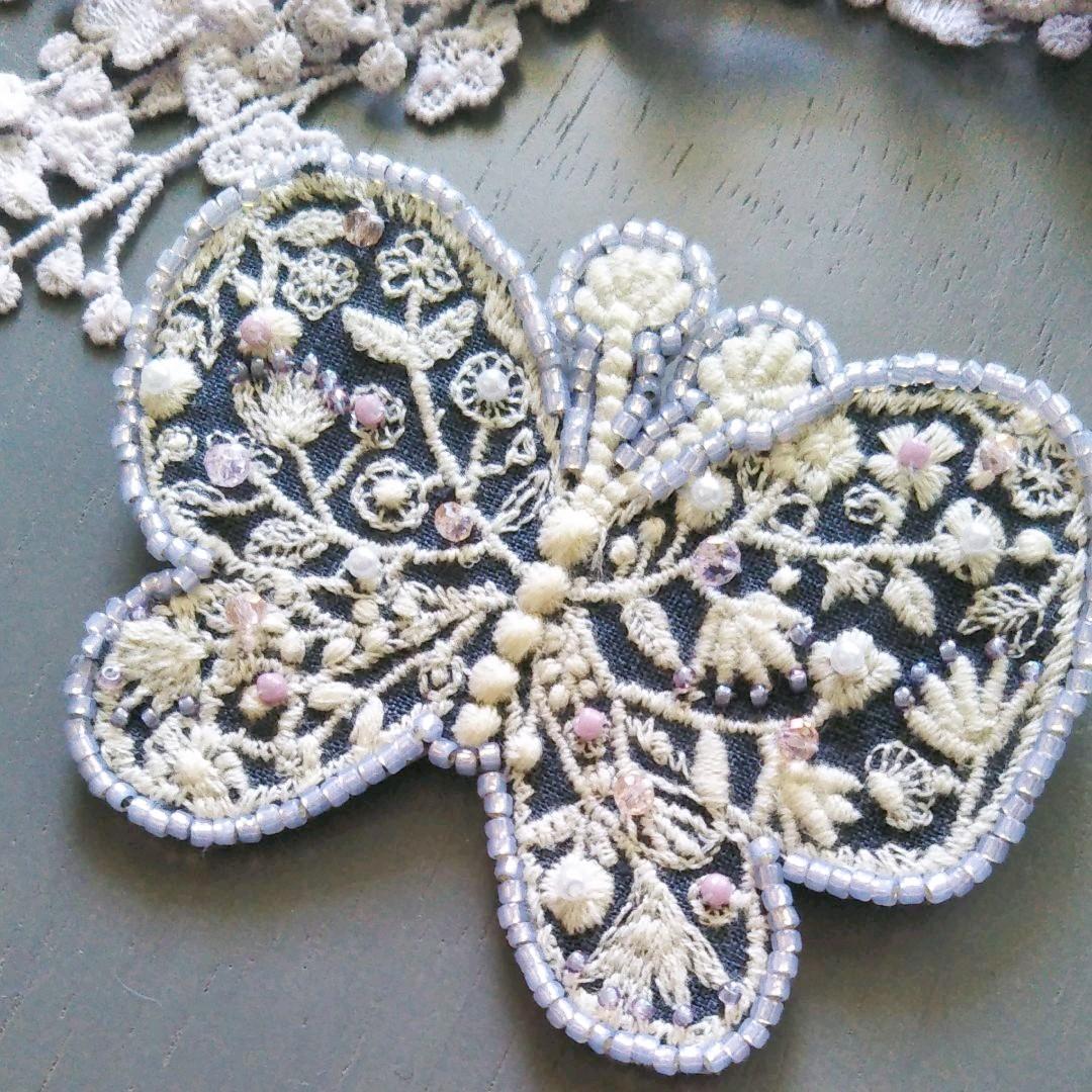 商談中⑥61ミナペルホネン ハンドメイド ブローチアクセサリー