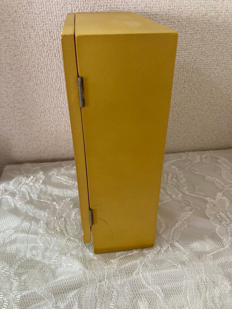 キティ୨୧=・·・=୨୧木製ディスプレイケース