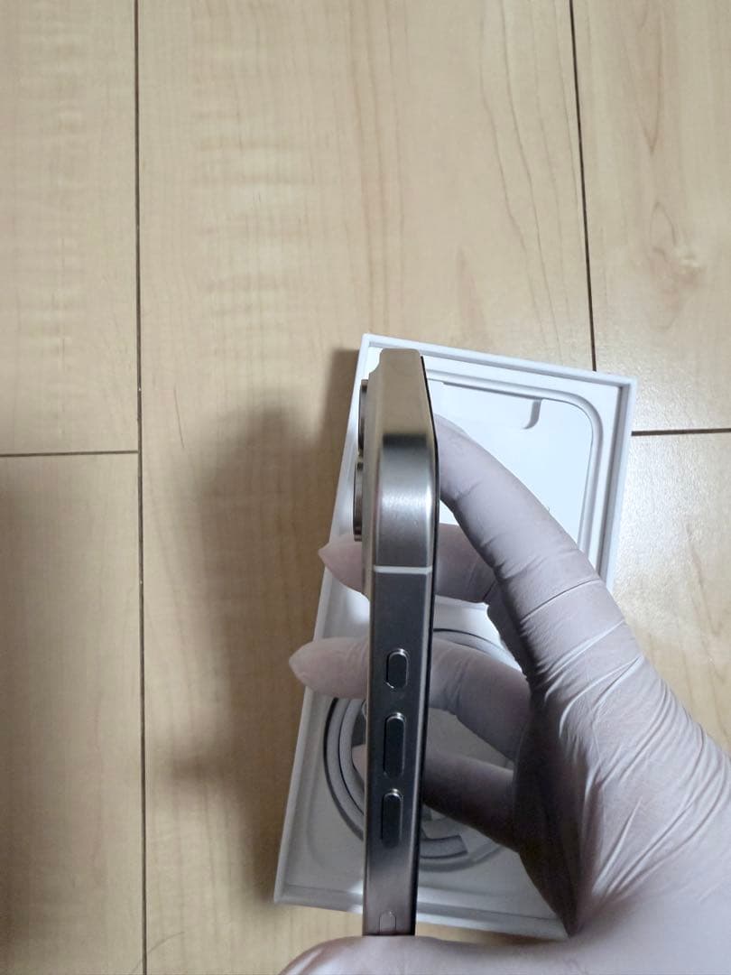 R⭐️〜iPhone 15 Pro 256GB 本体　付属品未使用〜