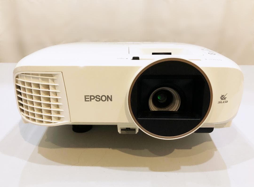 EPSONプロジェクター EH-TW5650 (値段を下げていきます)