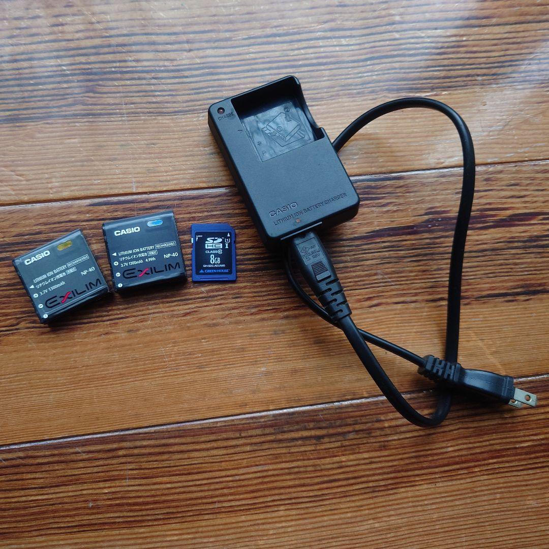 CASIO　EXILIM　液晶デジタルカメラ