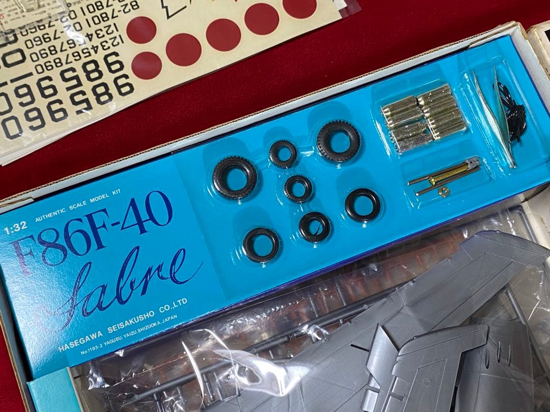 ハセガワ1/32 F-16A & F-86F-40