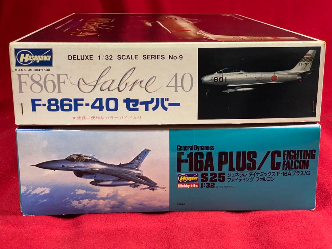 ハセガワ1/32 F-16A & F-86F-40