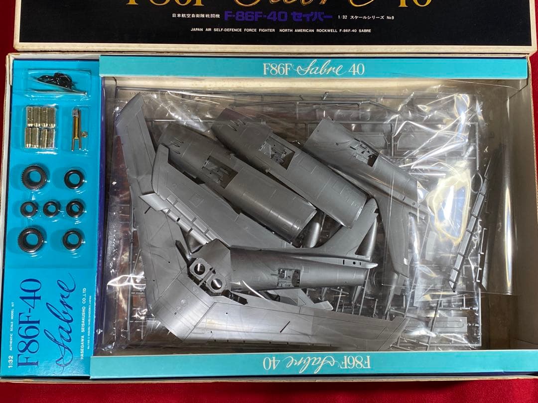 ハセガワ1/32 F-16A & F-86F-40