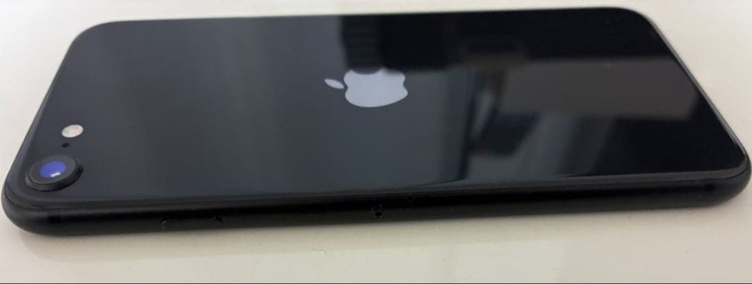 スマートフォン本体 iPhoneSE2 128BG