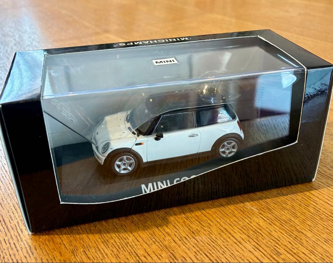 MINI COOPER 1/43MINICHAMPSミニカー