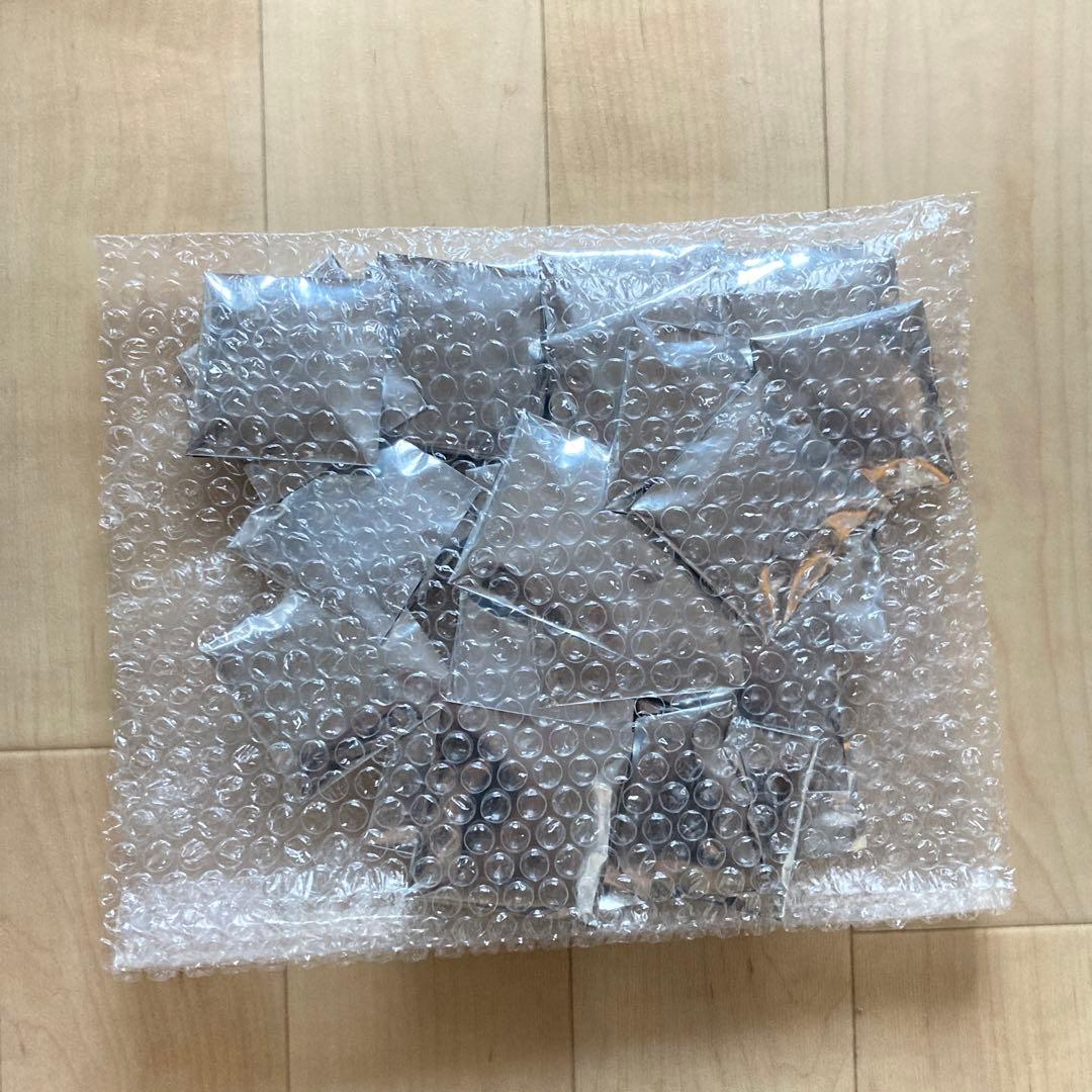 【未開封30個セット】初音ミク　缶バッジ　BLOOMING