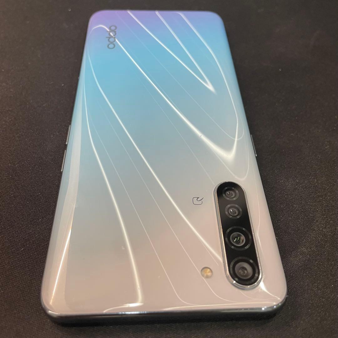 Oppo Reno3A 本体　ケース付き