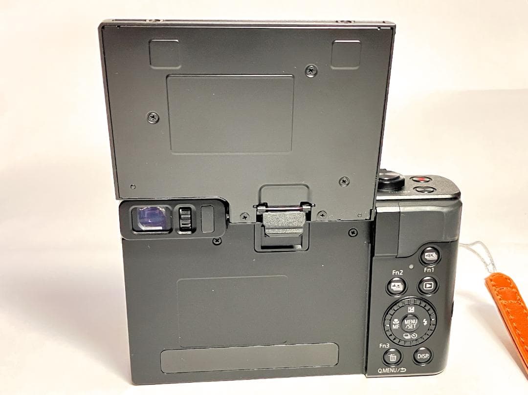 Panasonic LUMIX DC-TZ90　専用ケース付き　おまけ有り