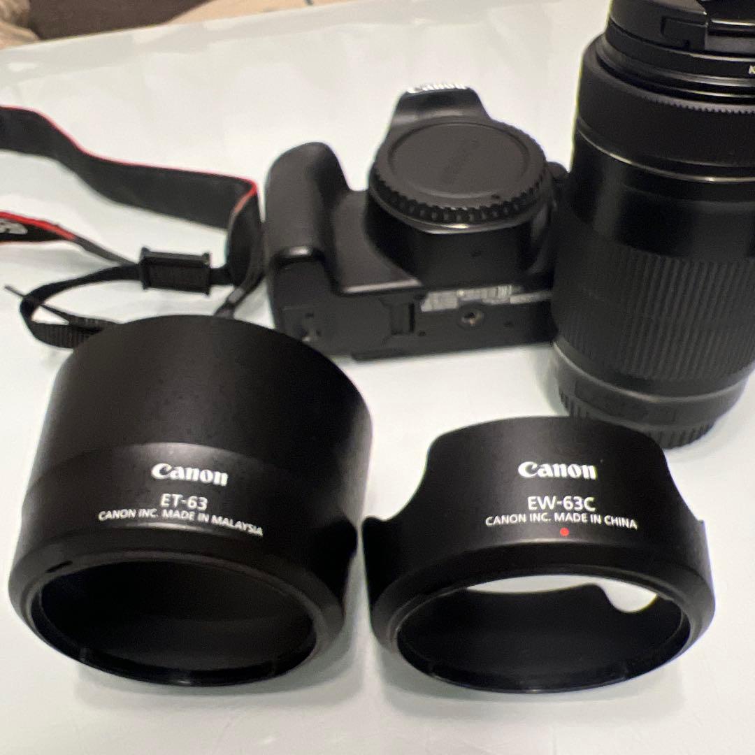 Canon一眼レフカメラ　EOS KISS X9