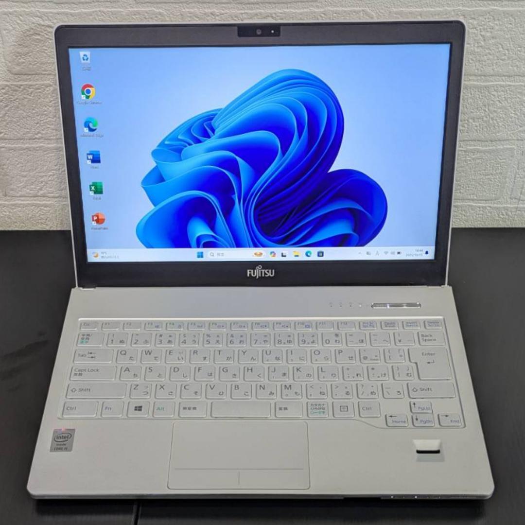 【美品】LIFEBOOK / ノートパソコン / Windows11/オフィス付