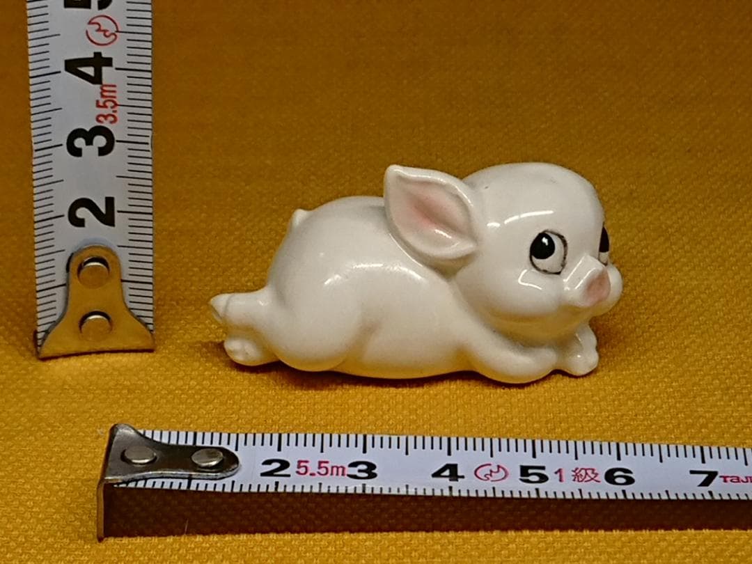 【美品】子豚　ブタ　陶器　オブジェ　置物　インテリア　工芸品　美術品　A1082