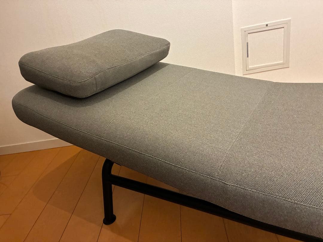 1人掛けソファ &medical bars